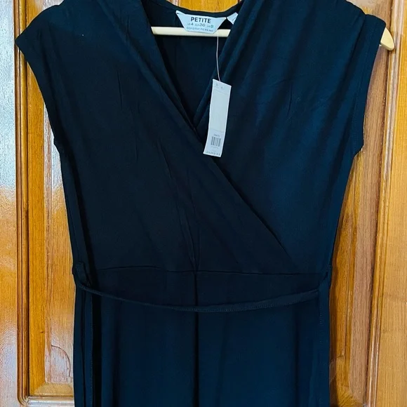 Dorothy Perkins black dress - Picture 4 of 5